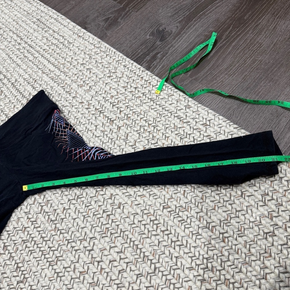 SO Black Capri Cotton Leggings - Picture 7 of 7
